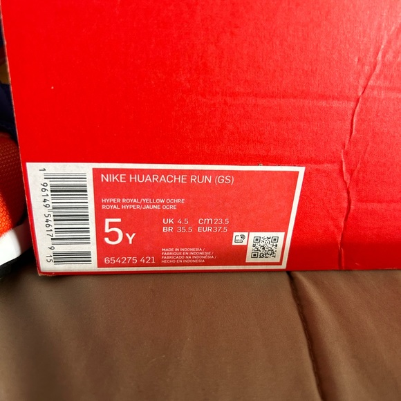 COPY - Brand new nike Huarache size 5c - Picture 3 of 5